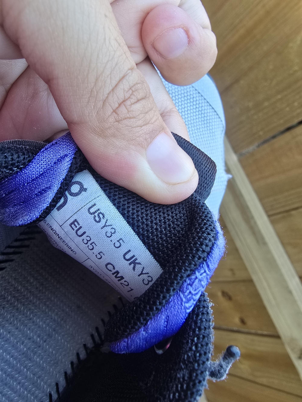 On Cloud Kids Purple and Black  - Size US Y3.5